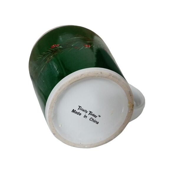 🎄 Vintage Christmas Mug ☕ Green Holly Berry Holiday Festive Cup - Picture 6 of 9